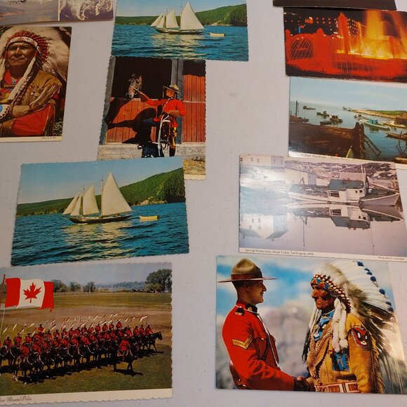 46 Vtg Canadian Postcards Various Provinces - Picture 5 of 12